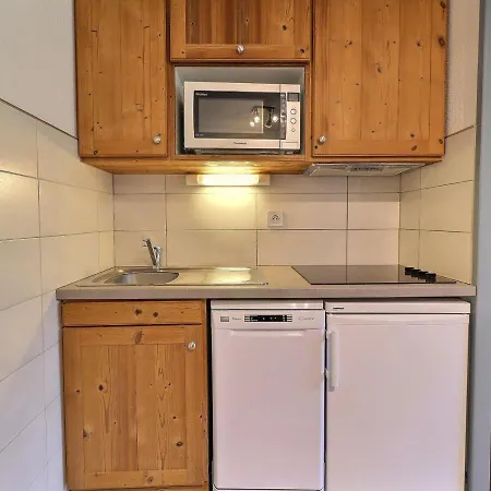 Apartment 2 Pieces A La Tania - Balcon, Skis Aux Pieds, Ideal 4 Pers, Proche Commerces - Fr-1-182a-27 *
